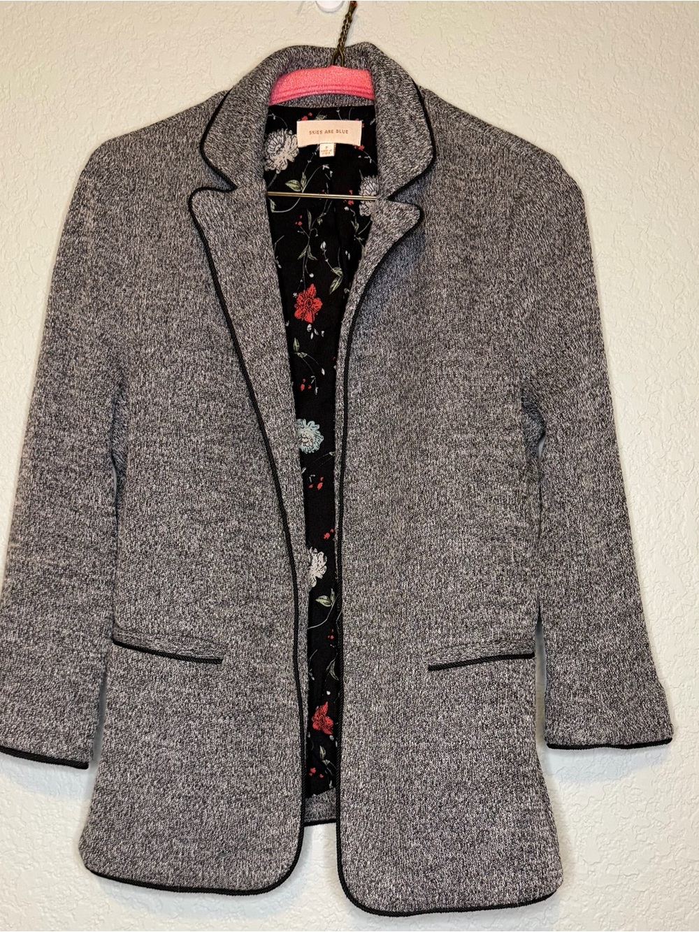 Skies Are Blue Knit Blazer Jacket size Small Gray Black Piped Pockets Office